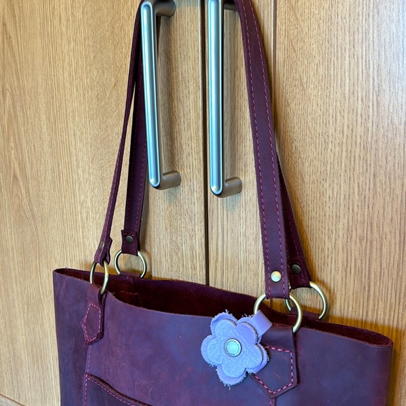Portland Leather Market Tote in the color “Merlot” with Flower - Picture 4 of 4